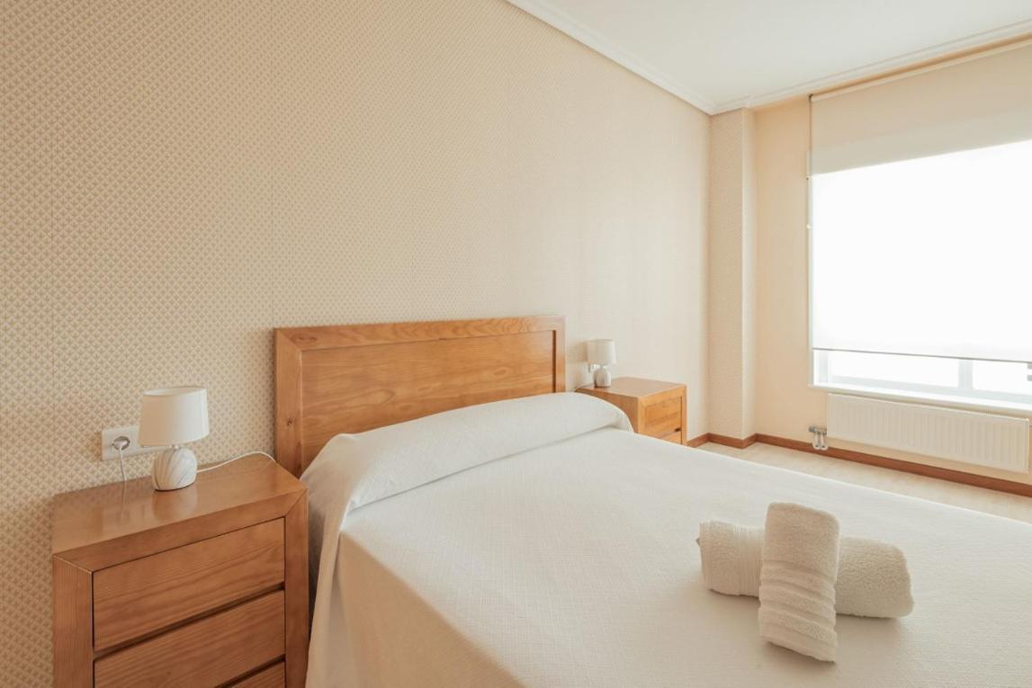 Primera Linea De Playa Samil Costa Con Garaje Incluido Виго Экстерьер фото