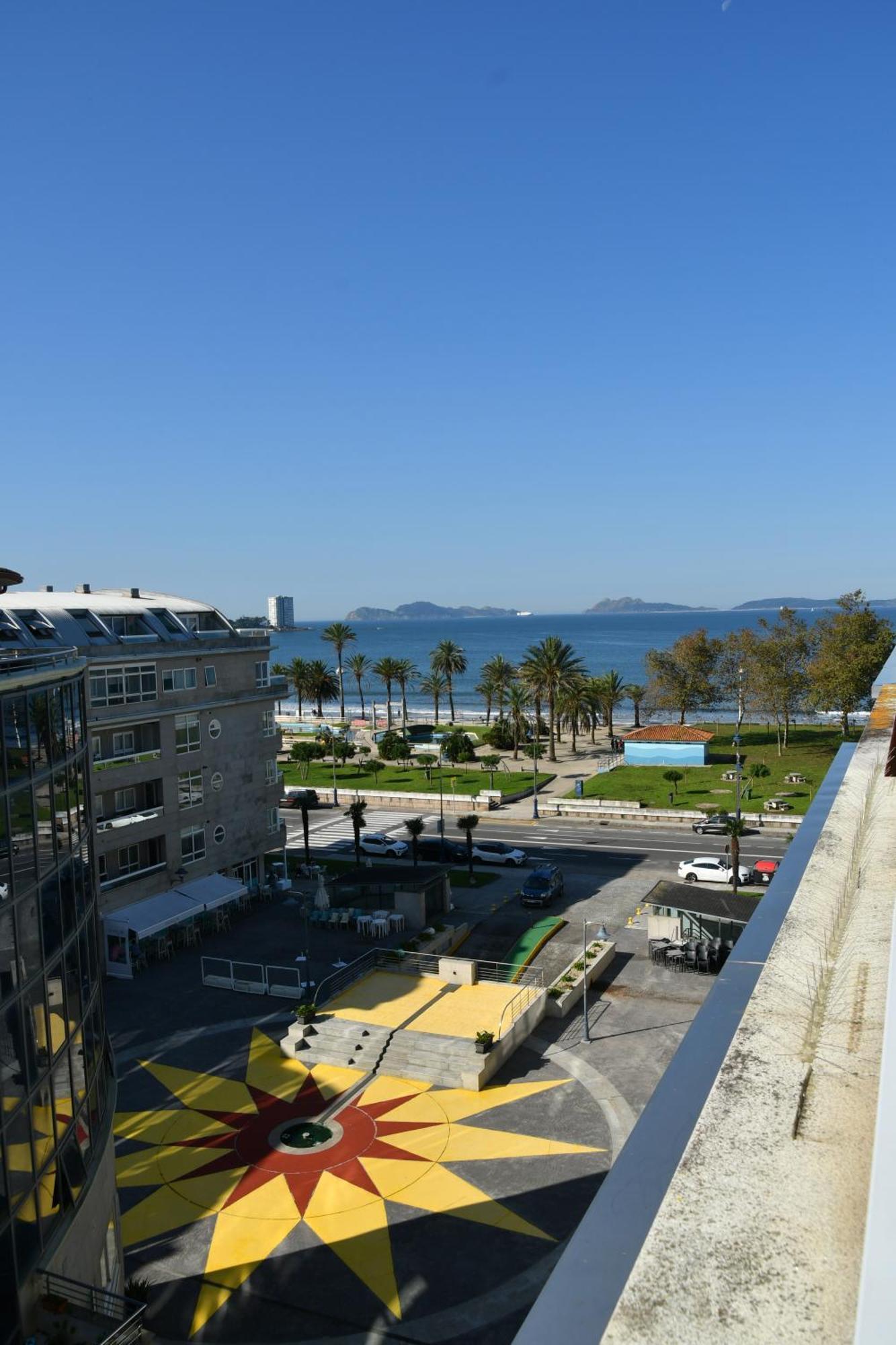 Primera Linea De Playa Samil Costa Con Garaje Incluido Виго Экстерьер фото