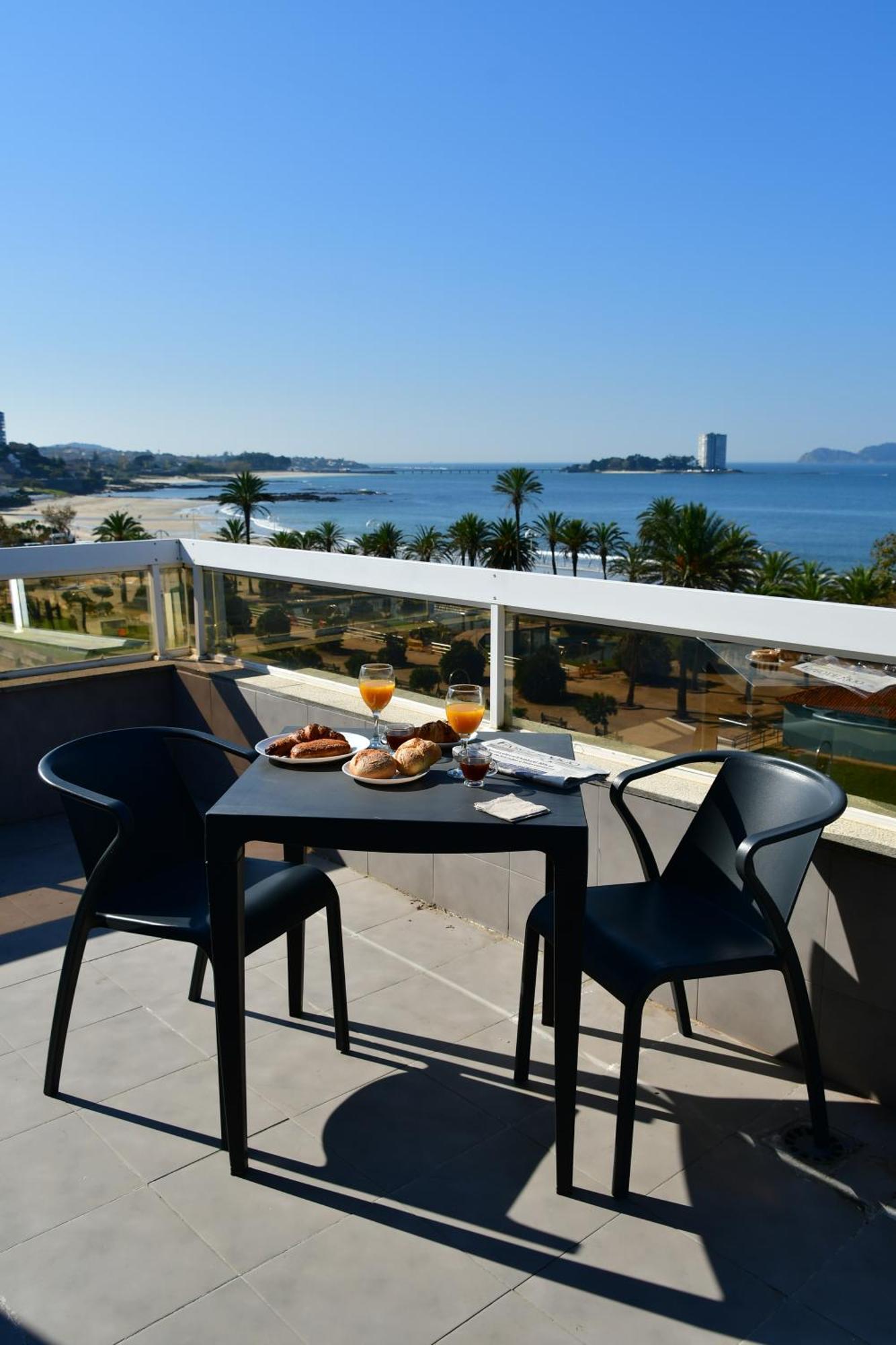 Primera Linea De Playa Samil Costa Con Garaje Incluido Виго Экстерьер фото